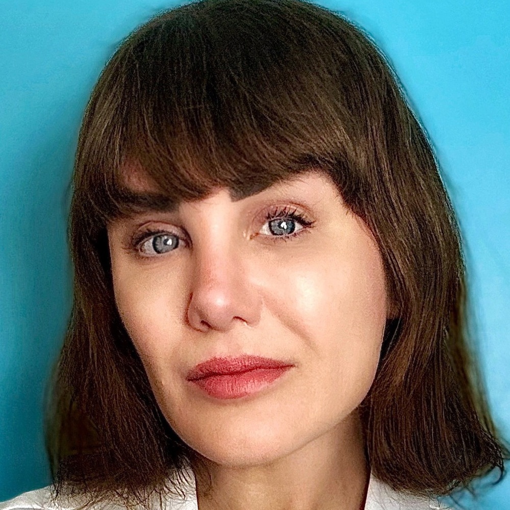 Meet your Posher, Carrie